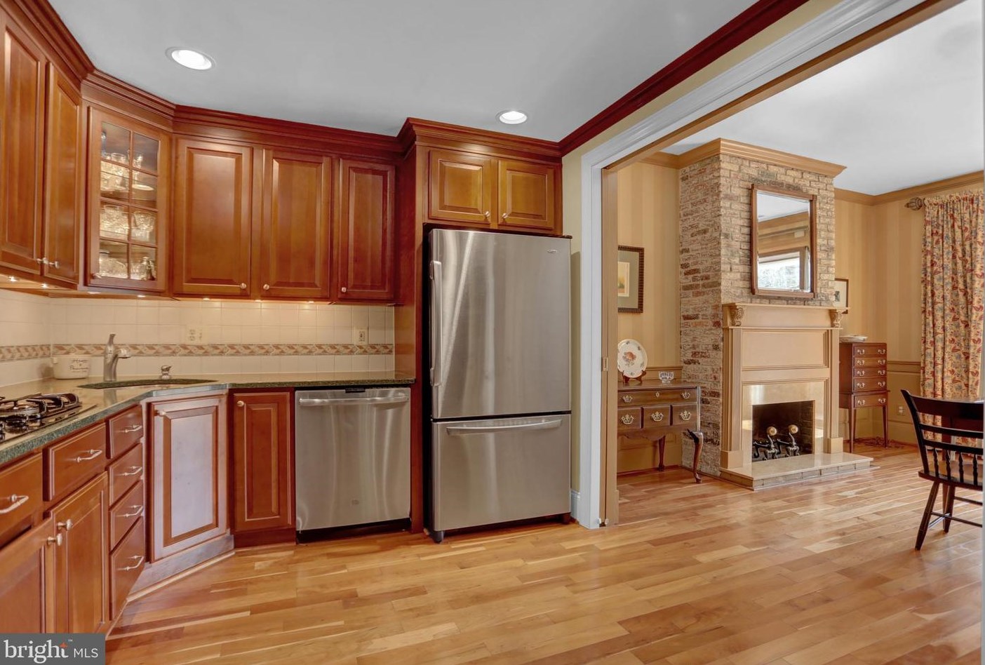 38 Bouton Grn Ct, Baltimore MD 21210-1503 exterior