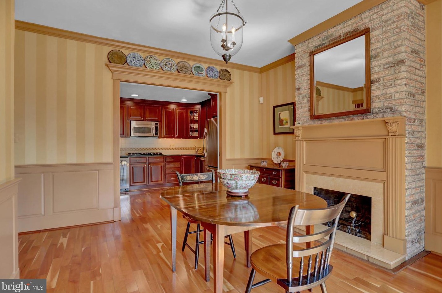 38 Bouton Grn Ct, Baltimore MD 21210-1503 exterior