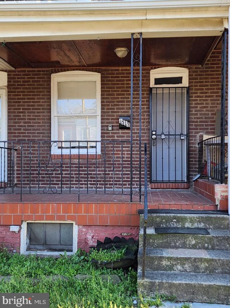 1513 Popland St, Baltimore, MD 21226-1213