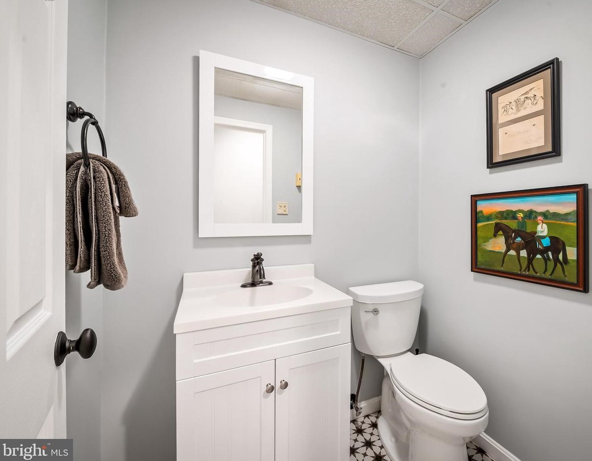 5703 Ainsley Garth, Baltimore MD  21212-2448 exterior
