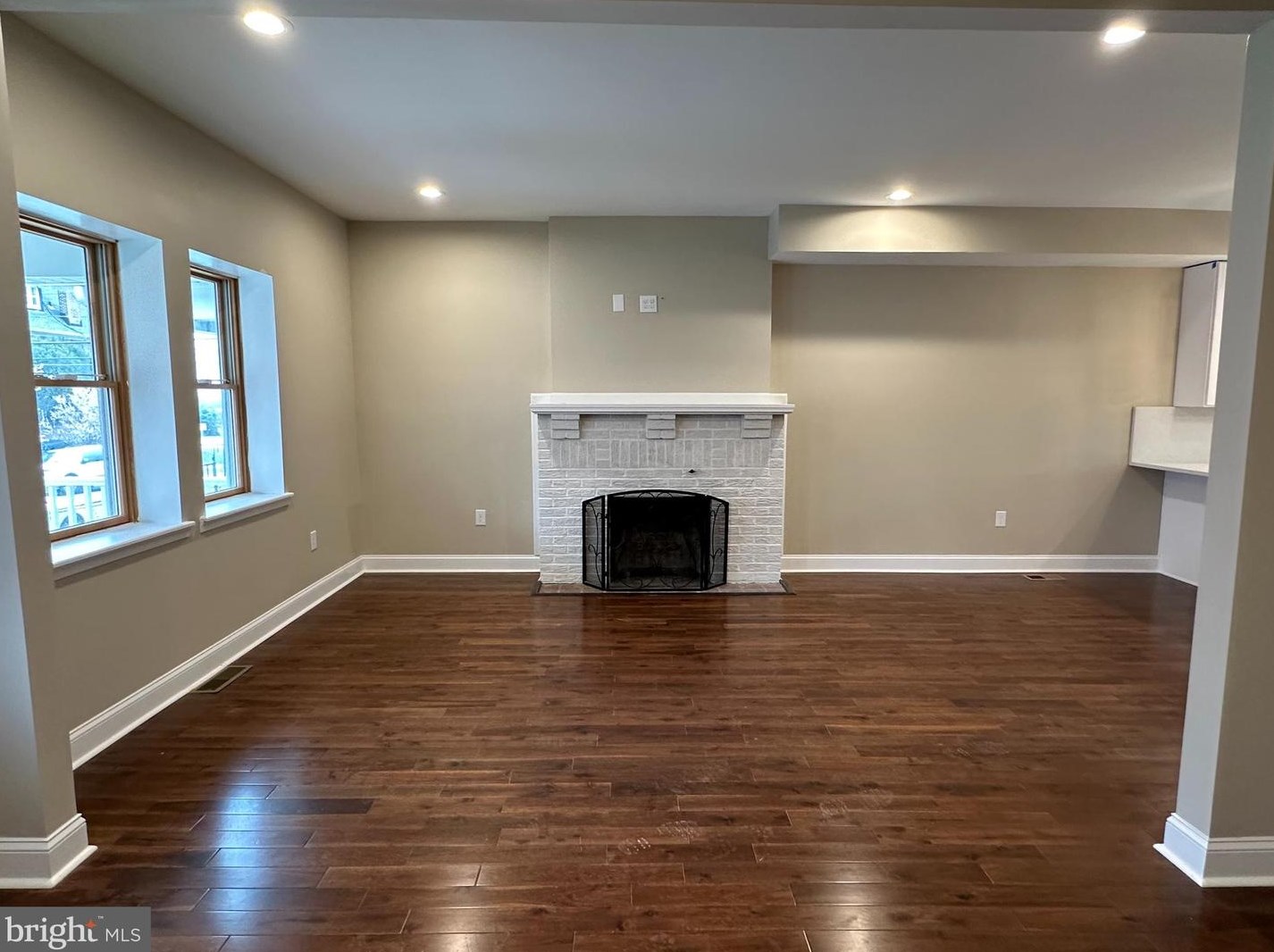 604 N Woodington Rd, Baltimore, MD 21229