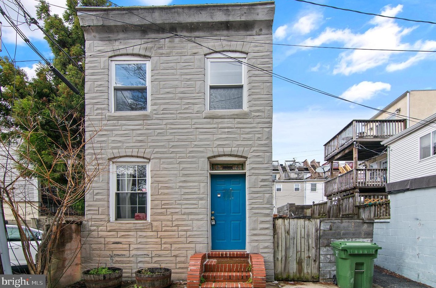 2302 Duker Ct, Baltimore, MD 21224-3663