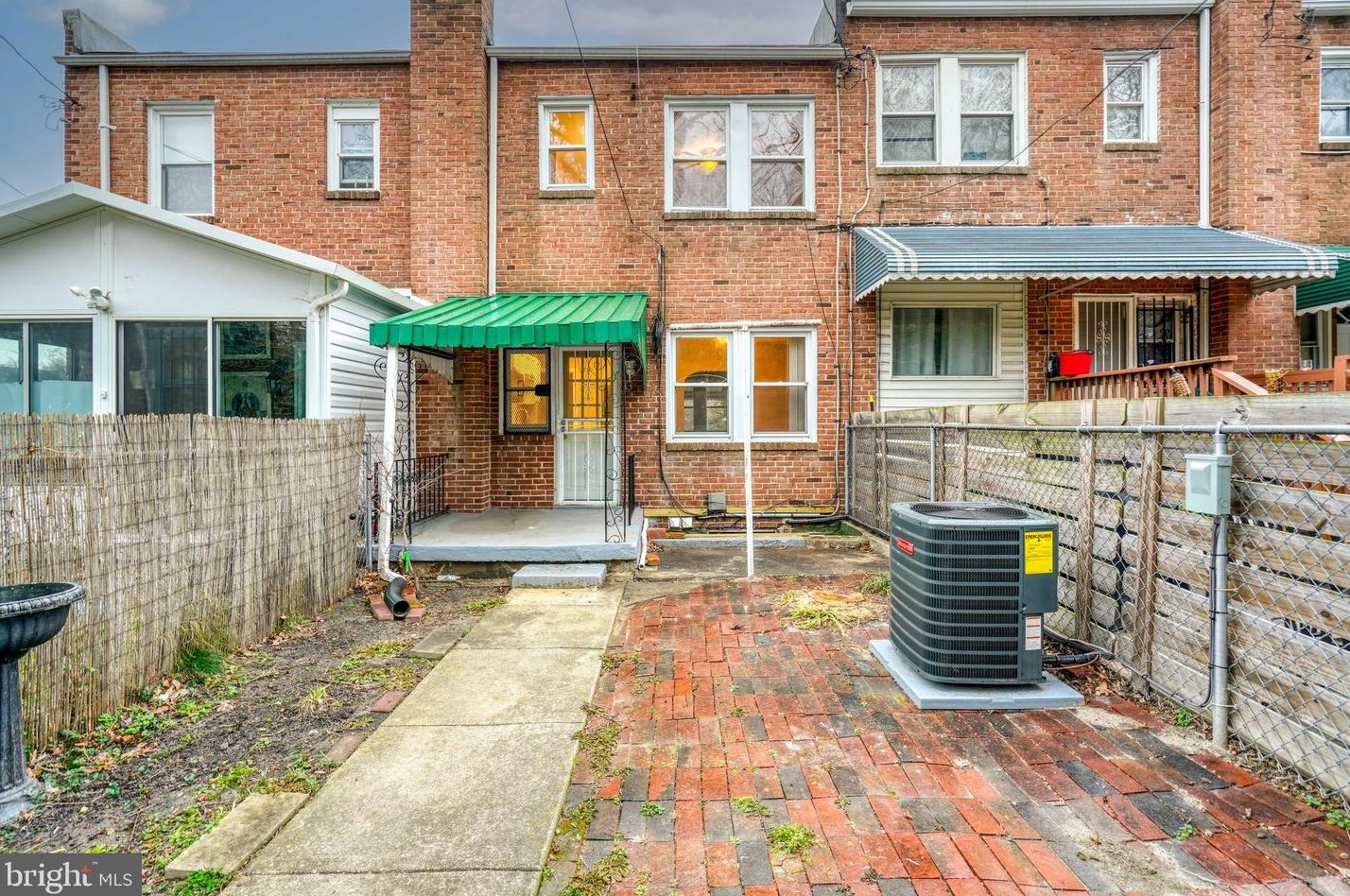 4703 Midwood Ave, Baltimore MD 21212-4029 exterior