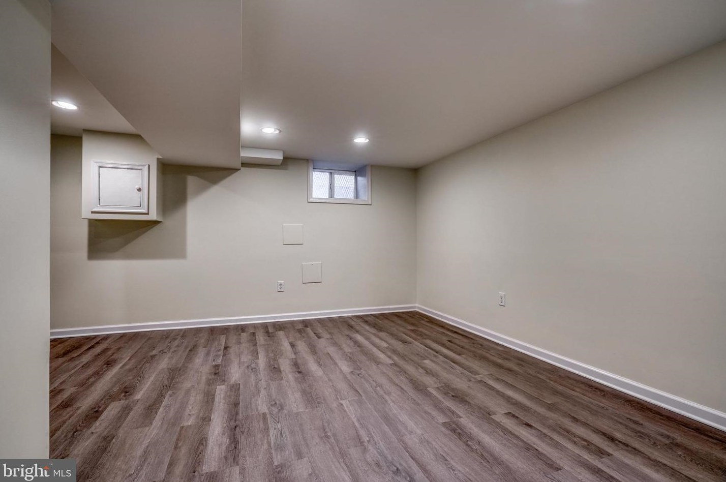 4703 Midwood Ave, Baltimore MD 21212-4029 exterior