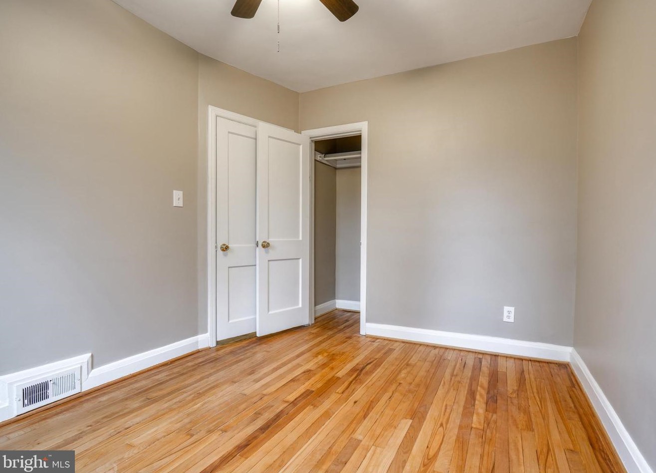 4703 Midwood Ave, Baltimore MD 21212-4029 exterior