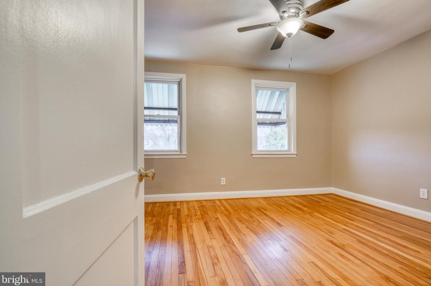 4703 Midwood Ave, Baltimore MD 21212-4029 exterior