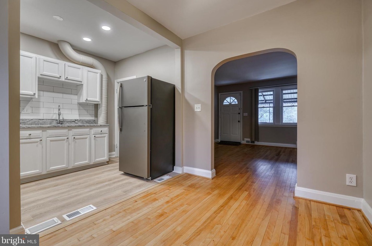 4703 Midwood Ave, Baltimore MD 21212-4029 exterior