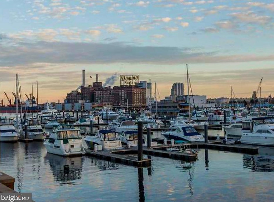 23 Pierside Dr, Baltimore MD  21230-5463 exterior
