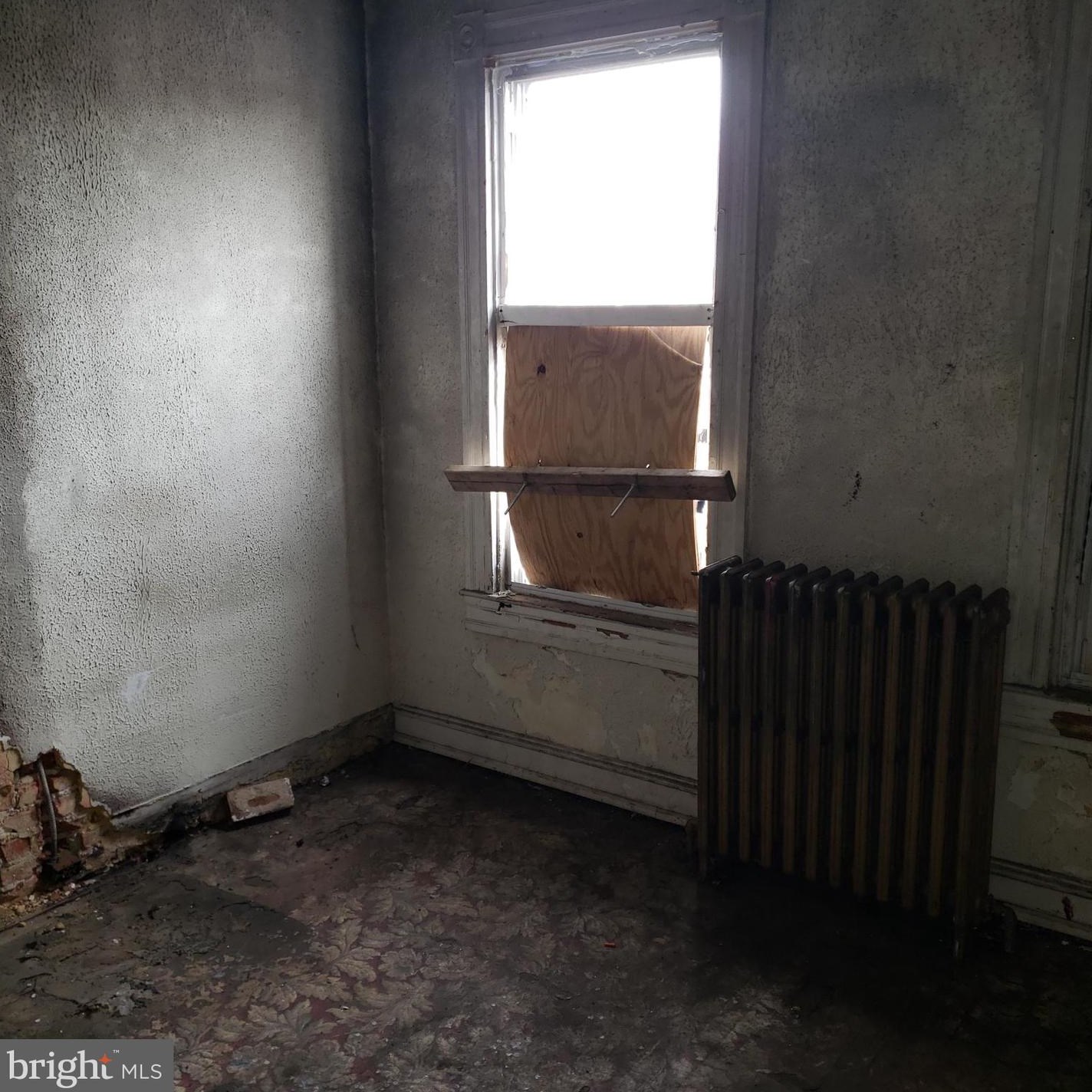 433 Robinson St, Baltimore, MD 21224