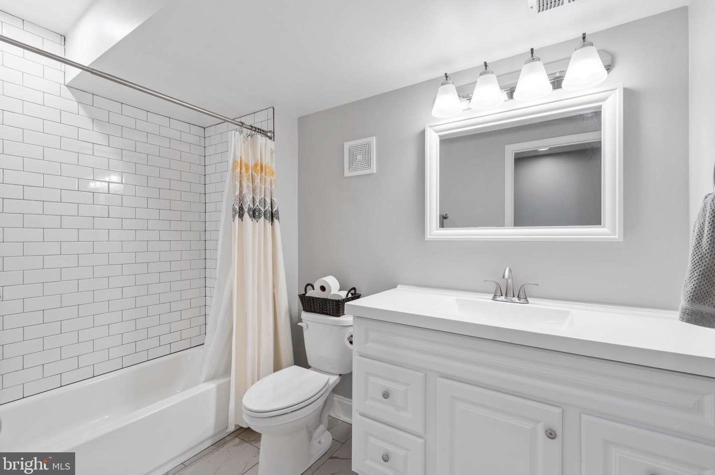 212 Bouldin St, Baltimore MD  21224-5021 exterior