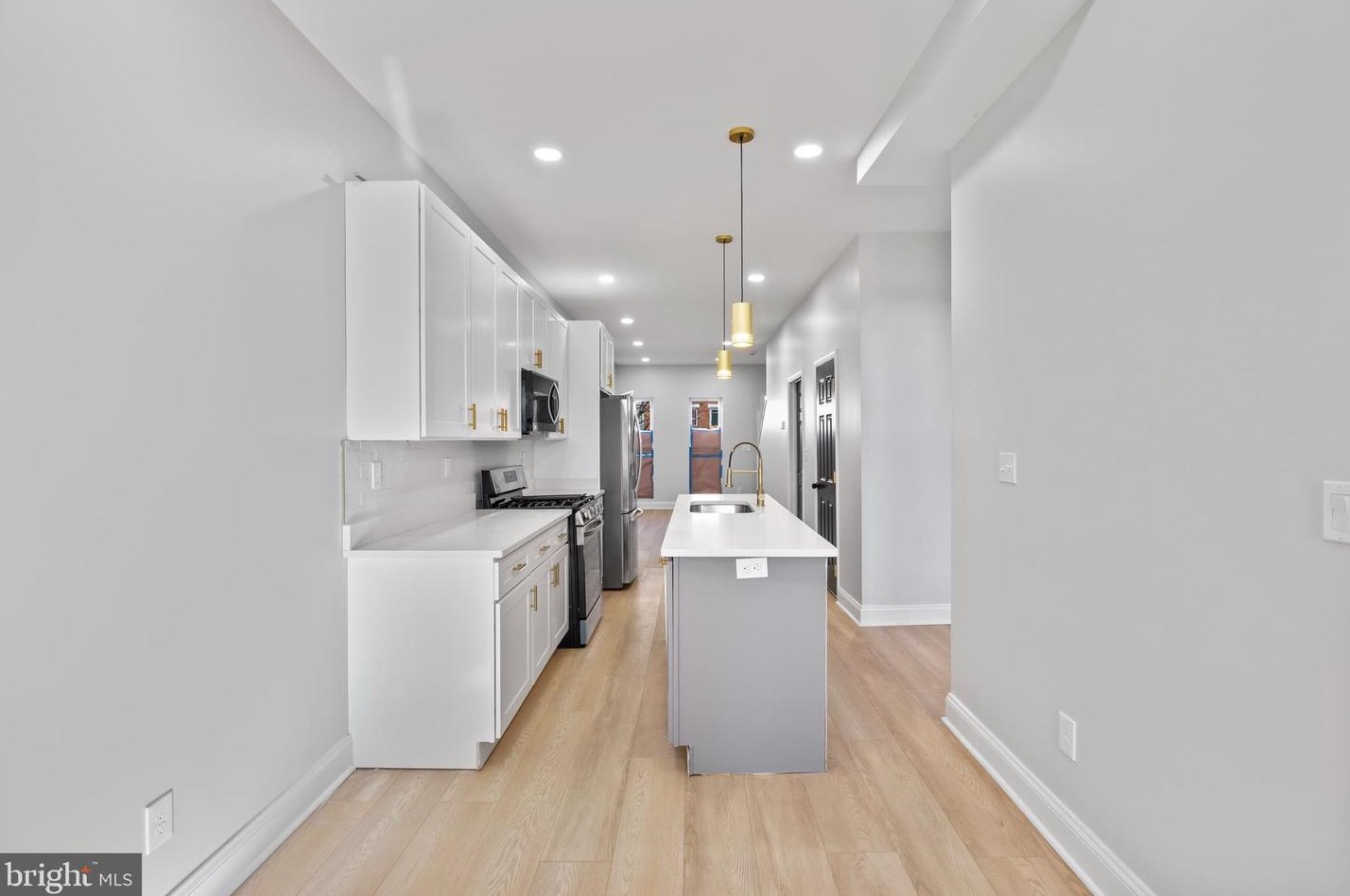 524 Pulaski St, Baltimore MD  21223-1116 exterior