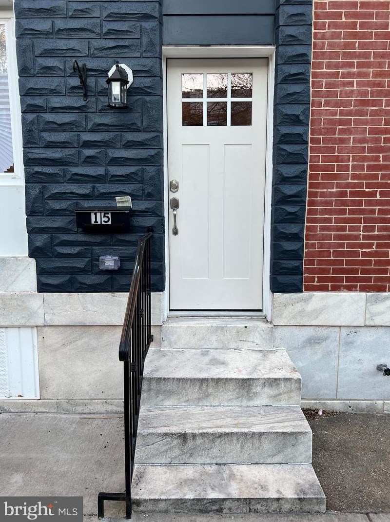 15 Ellwood Ave, Baltimore MD  21224-1306 exterior