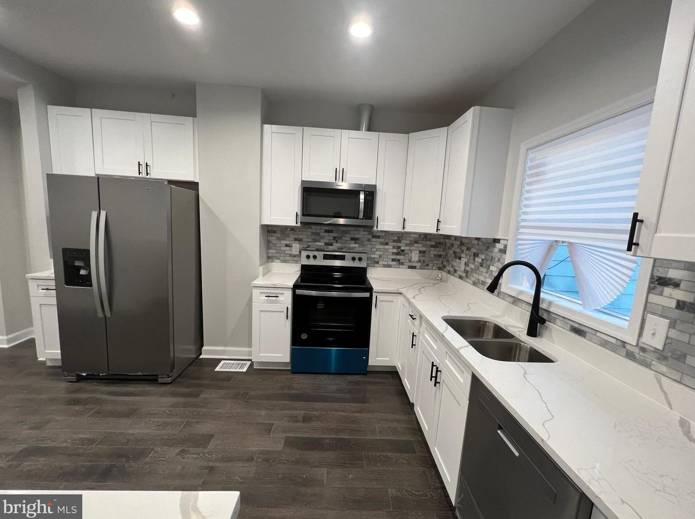 15 Ellwood Ave, Baltimore MD  21224-1306 exterior