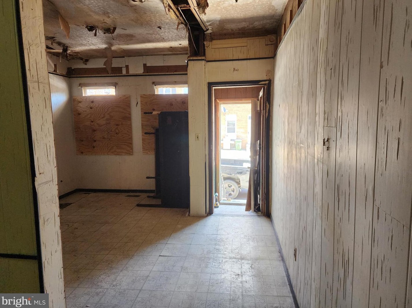 108 S Catherine St, Baltimore, MD 21223