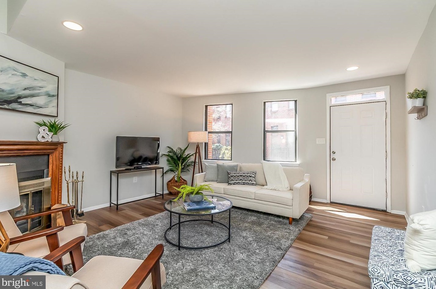 933 Stubblefield Ln, Baltimore MD  21202-3757 exterior