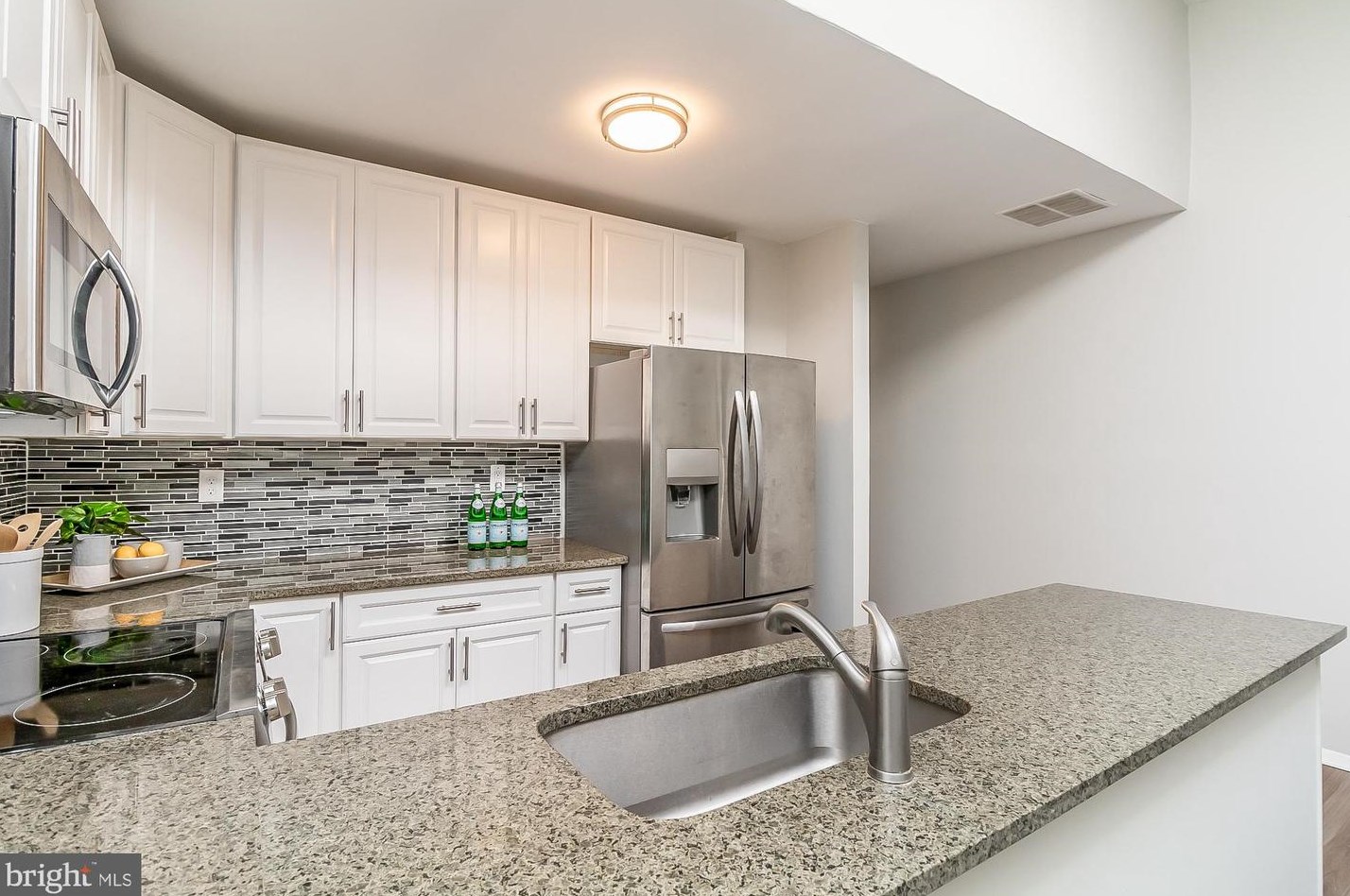 933 Stubblefield Ln, Baltimore MD  21202-3757 exterior