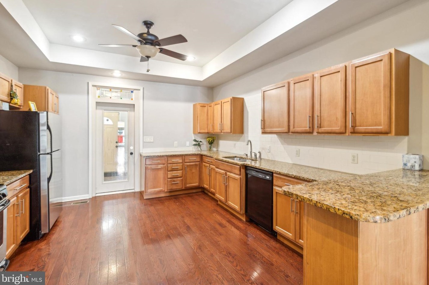 1814 Barclay St, Baltimore MD  21202-2922 exterior