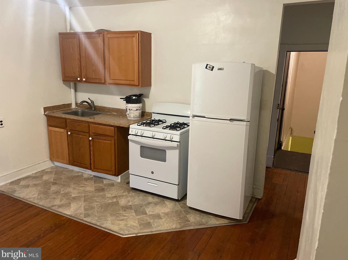 2205 Brookfield Ave, Baltimore MD 21217-4618 exterior