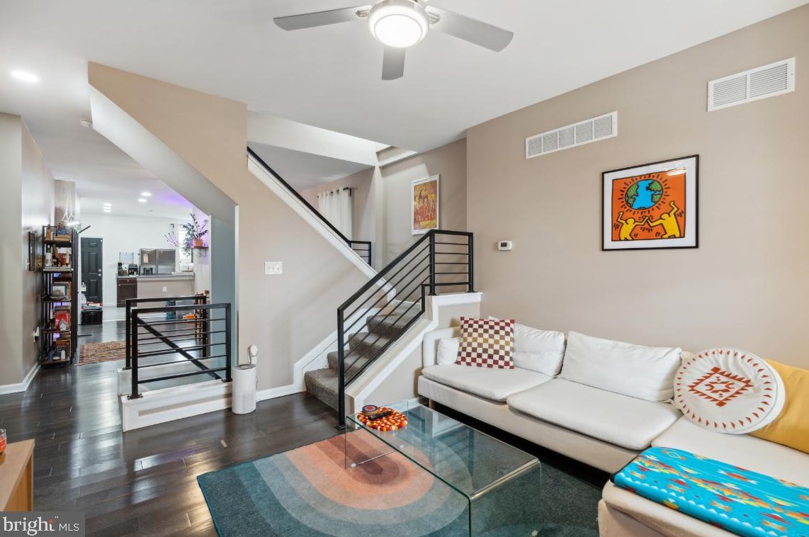 3012 Baker St, Baltimore, MD 21216