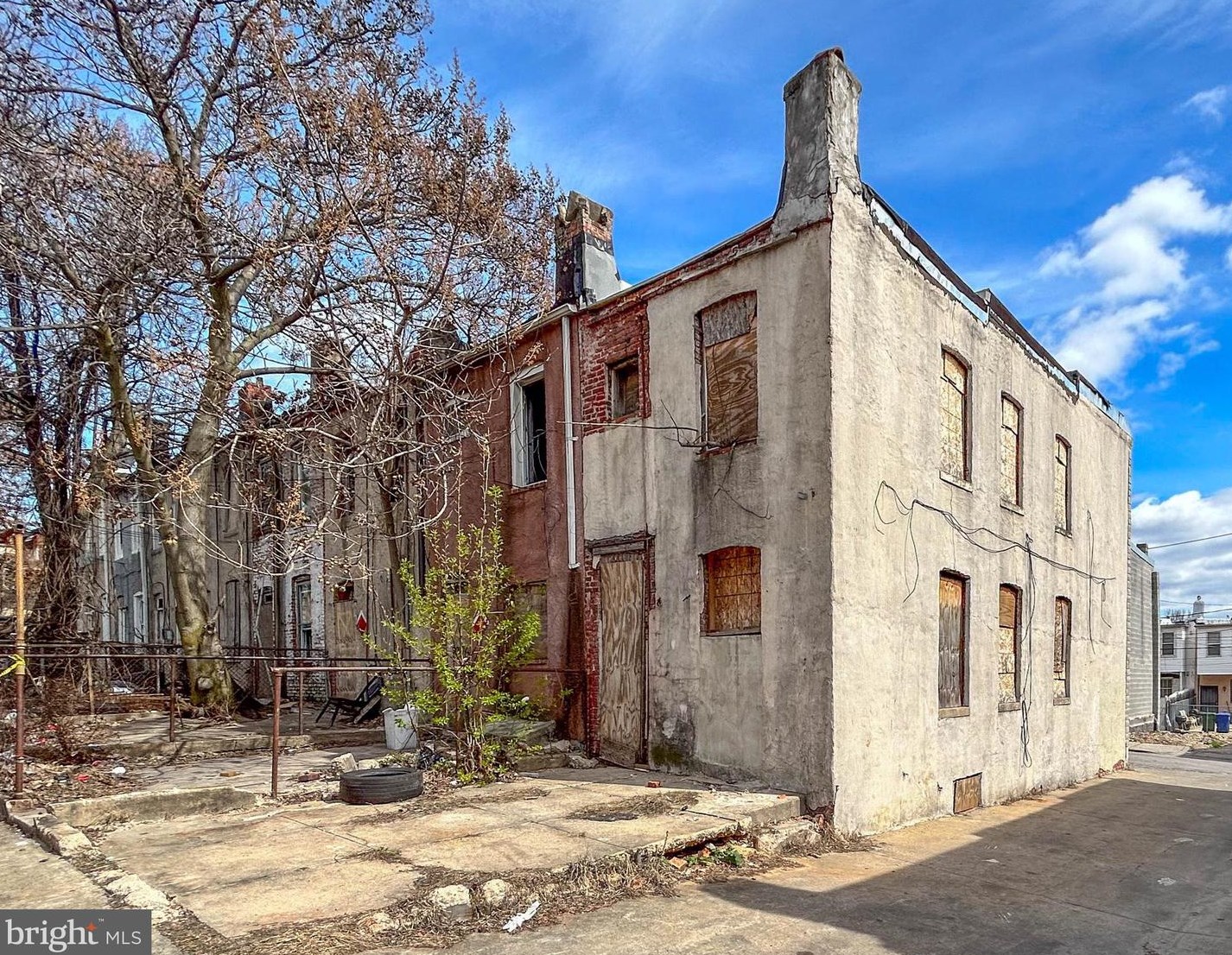 1824 Chapel St, Baltimore MD  21213-2444 exterior
