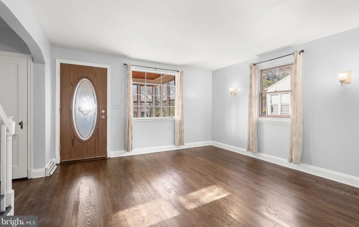 616 Washburn Ave, Baltimore MD  21225-2133 exterior