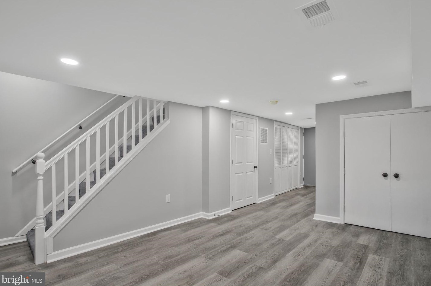 4439 Pen Lucy Rd, Baltimore MD 21229-2842 exterior