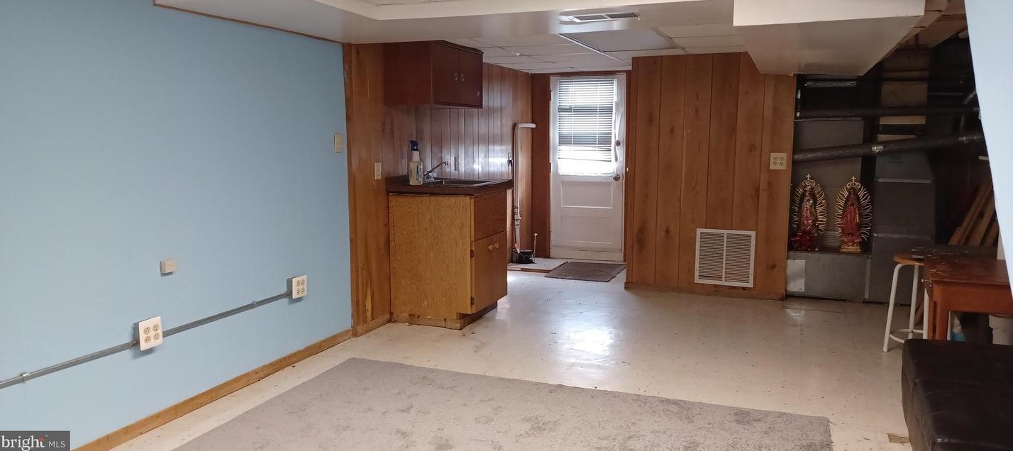 333 Gusryan St, Baltimore MD  21224-2804 exterior