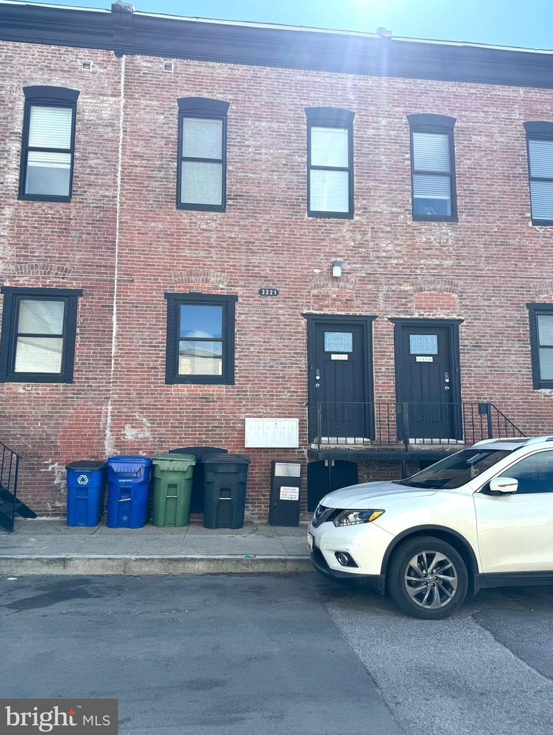 3221 Noble St, Baltimore MD  21224-1414 exterior