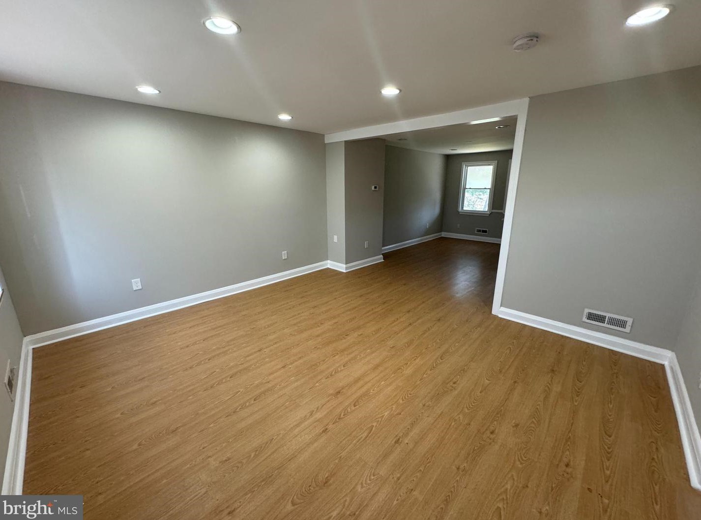 5729 Edgepark Rd, Baltimore, MD 21239