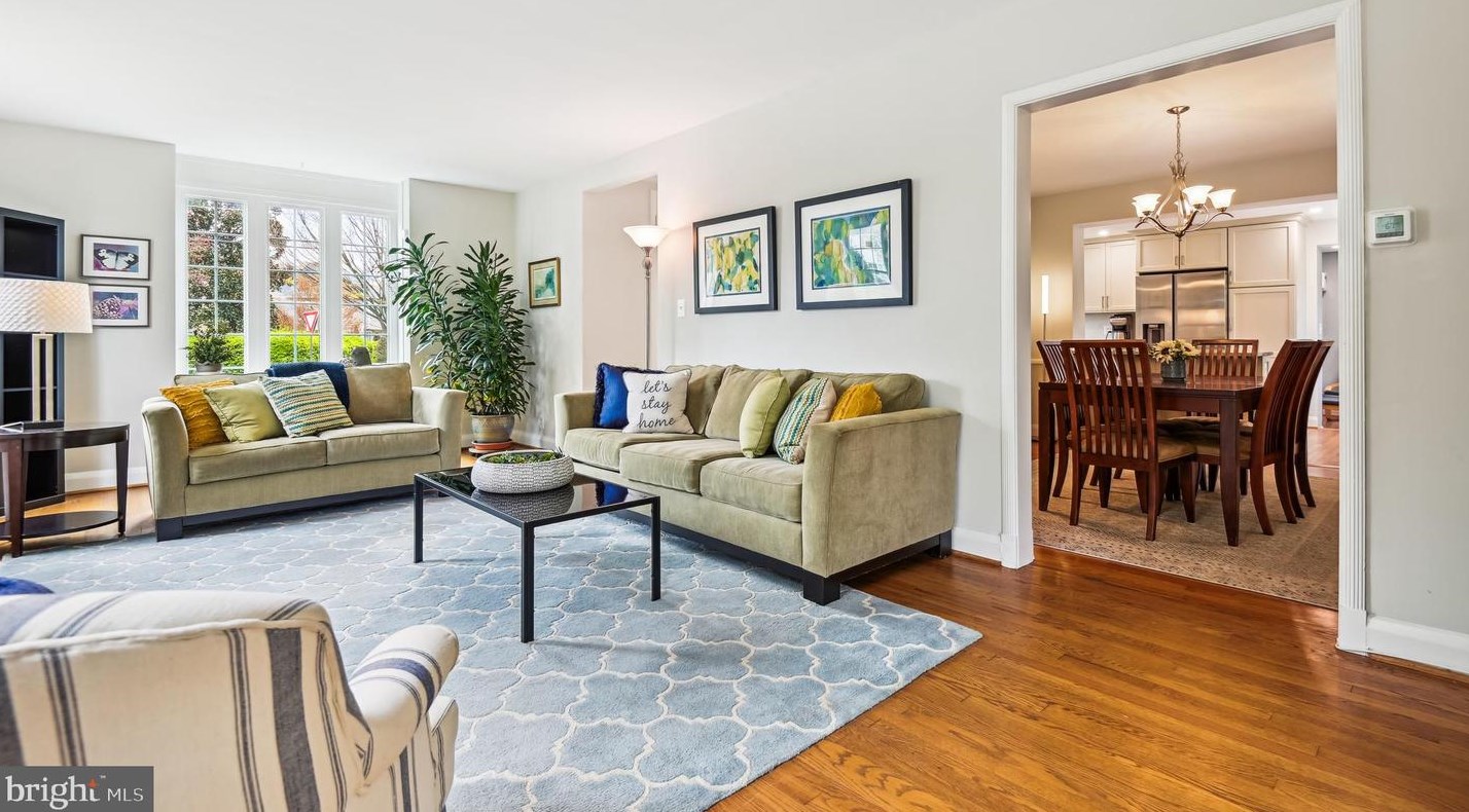 10 Gittings Ave, Baltimore MD  21212-2420 exterior