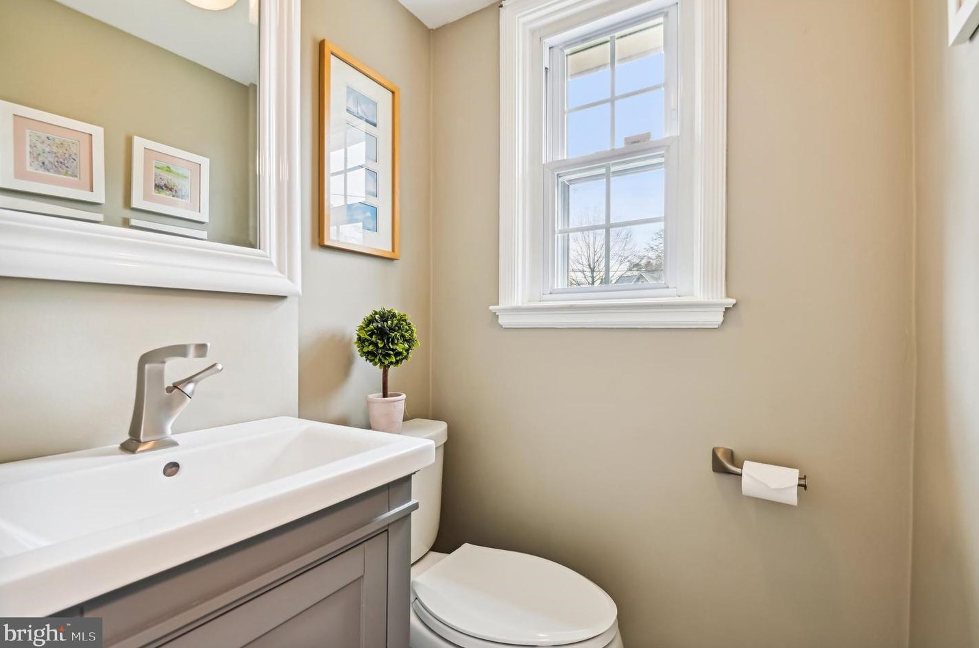 10 Gittings Ave, Baltimore MD  21212-2420 exterior