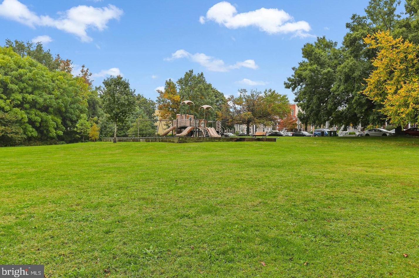 617 33 St, Baltimore MD 21211-2710 exterior