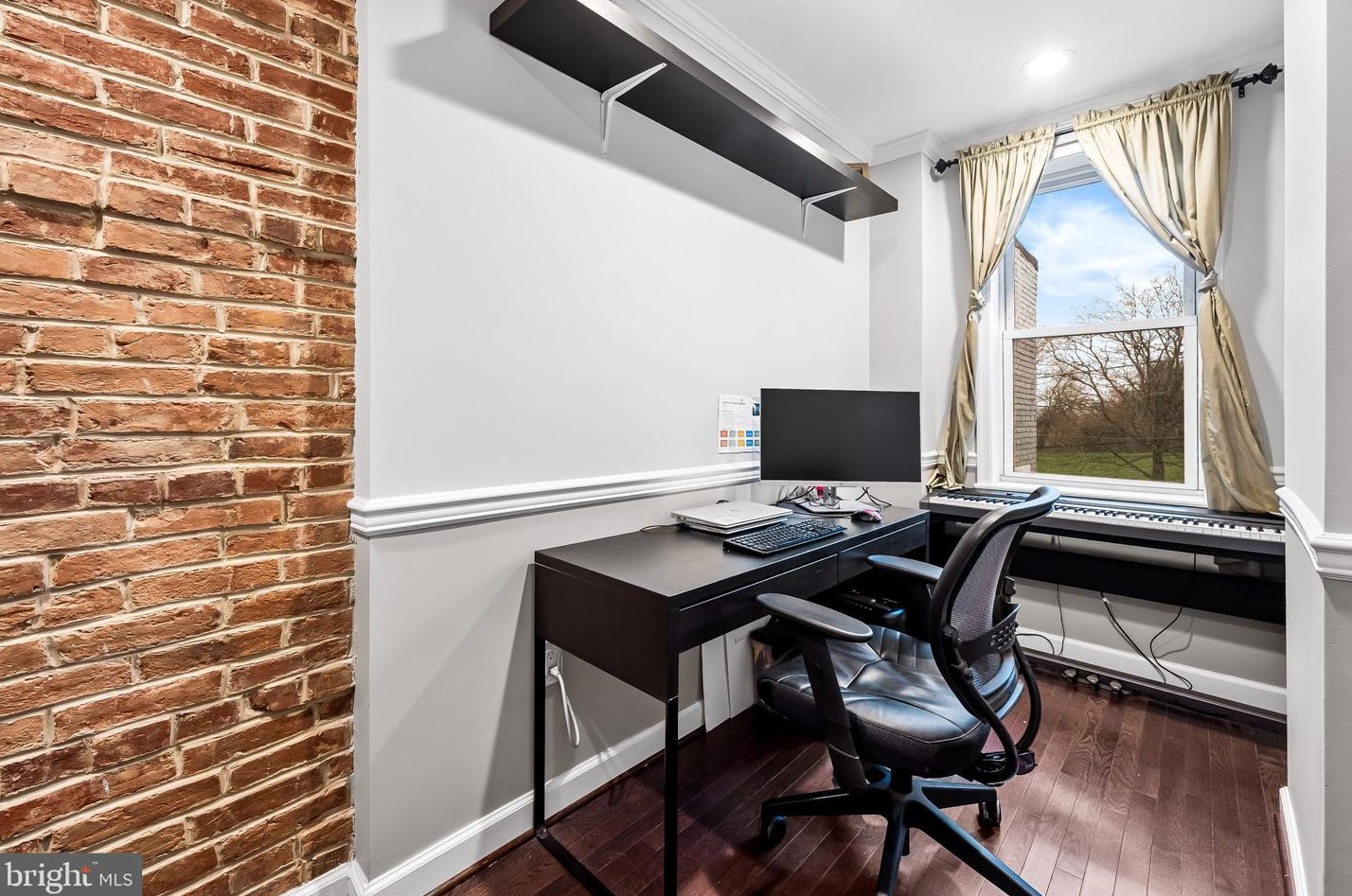 617 33 St, Baltimore MD 21211-2710 exterior