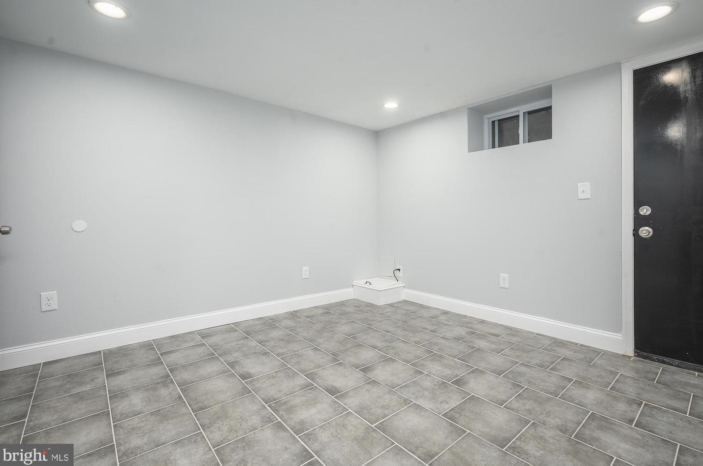 223 Linwood Ave, Baltimore MD  21224-1213 exterior