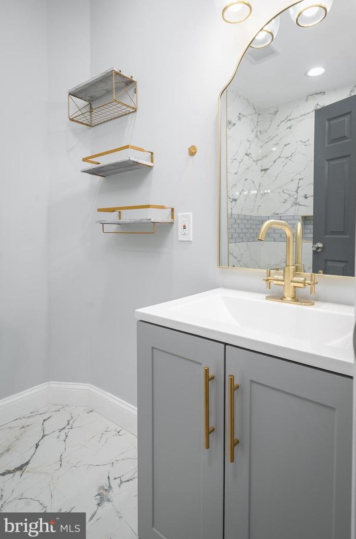 223 Linwood Ave, Baltimore MD  21224-1213 exterior