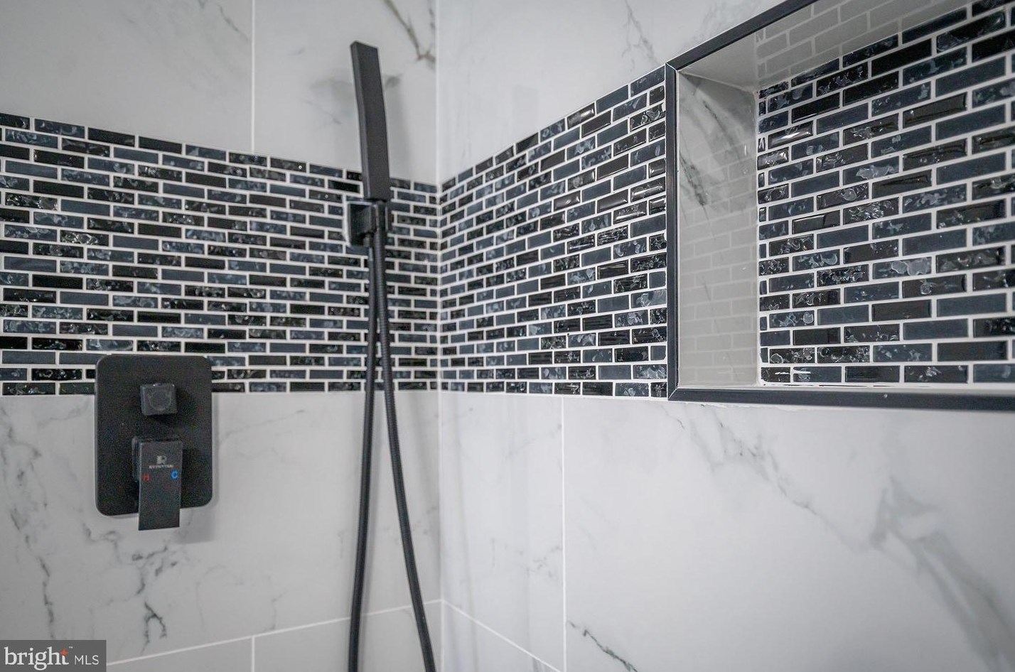 223 Linwood Ave, Baltimore MD  21224-1213 exterior