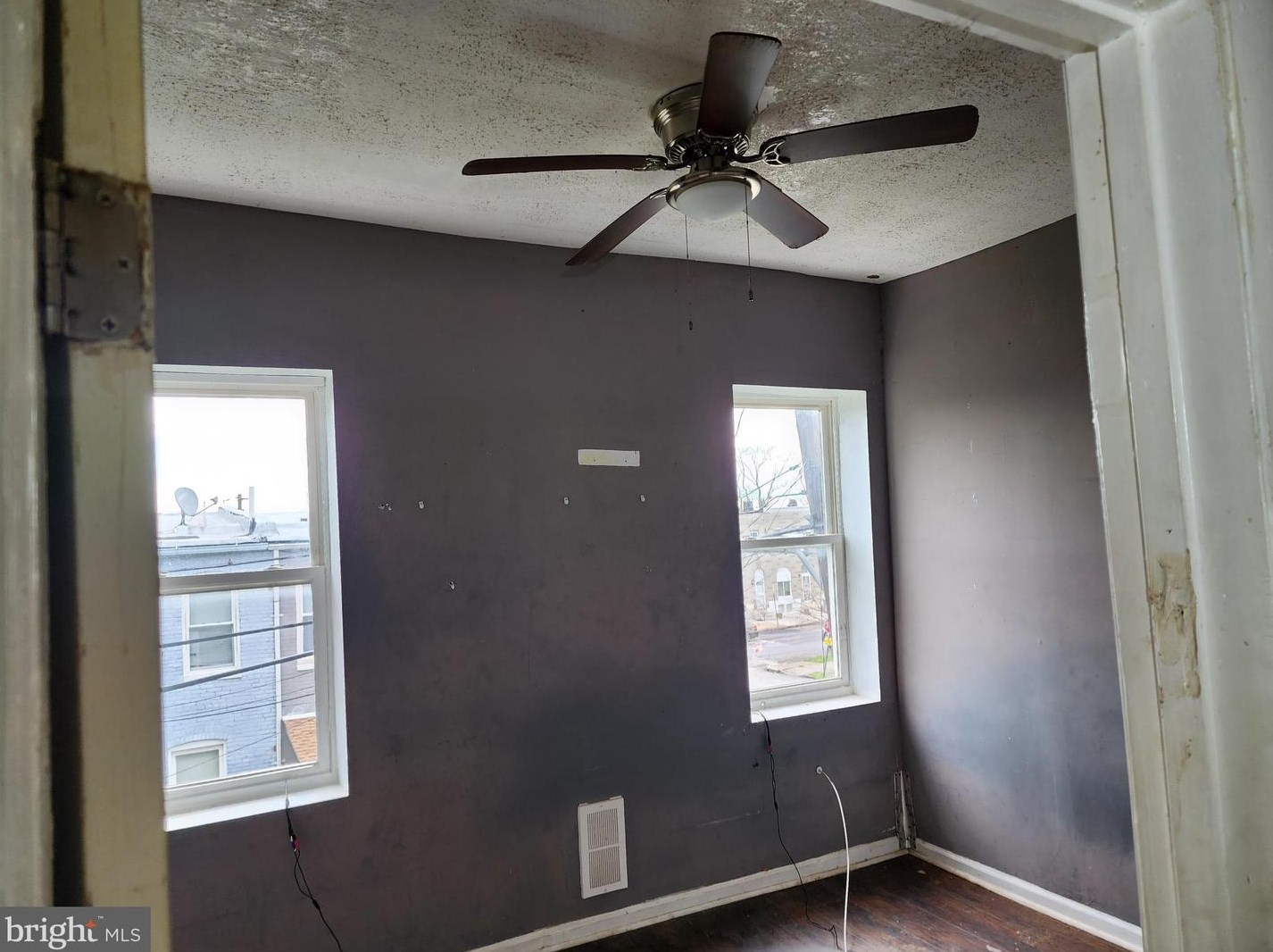 2100 Clifton Ave, Baltimore MD  21217-1213 exterior