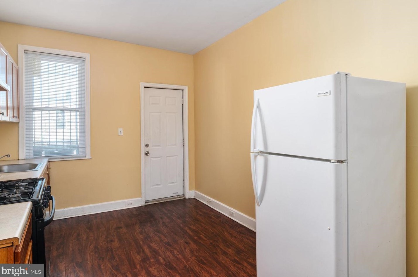 435 Milton Ave, Baltimore MD  21224-1014 exterior
