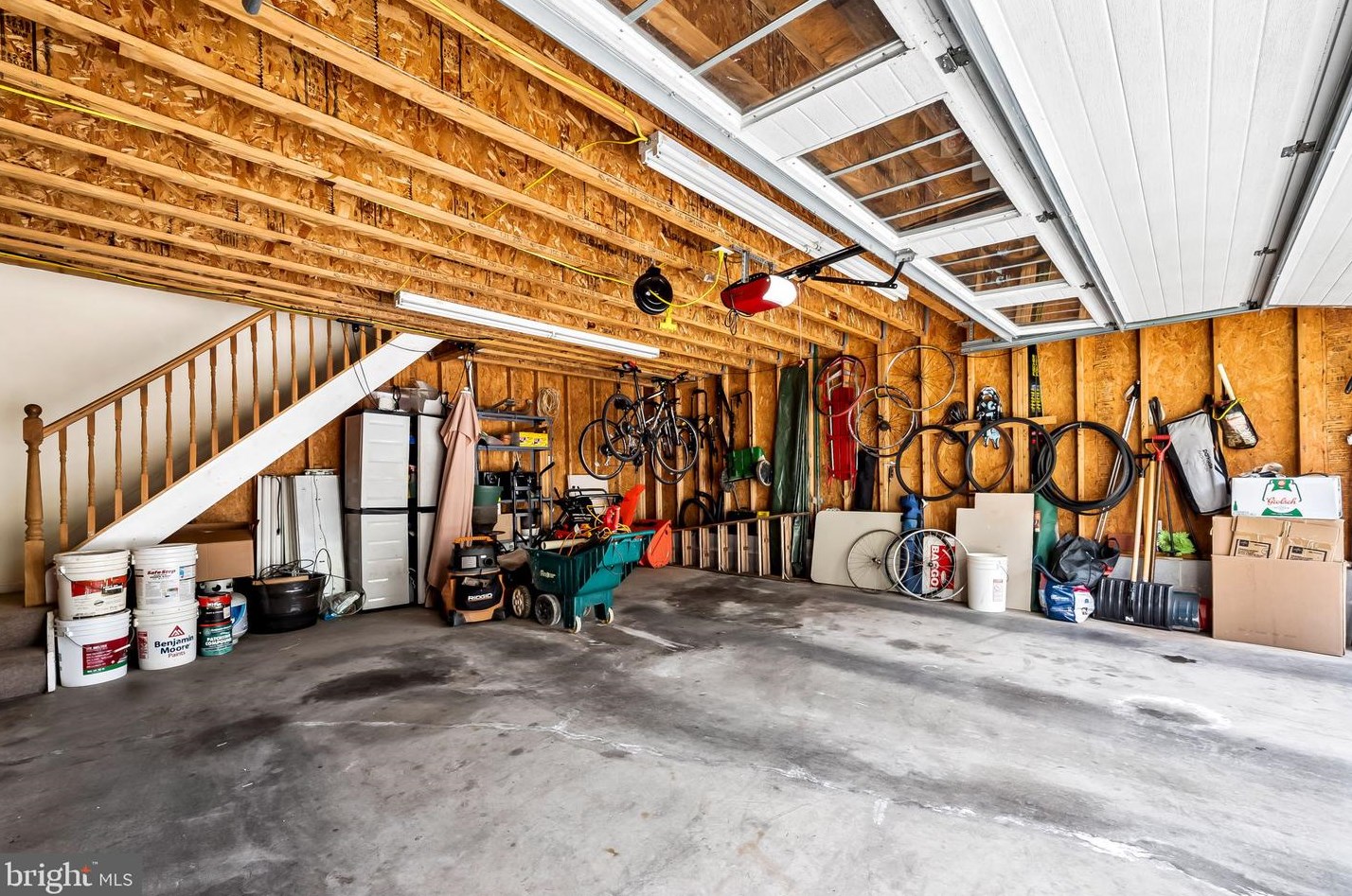 3819 Juniper Rd, Baltimore MD 21218-1828 exterior