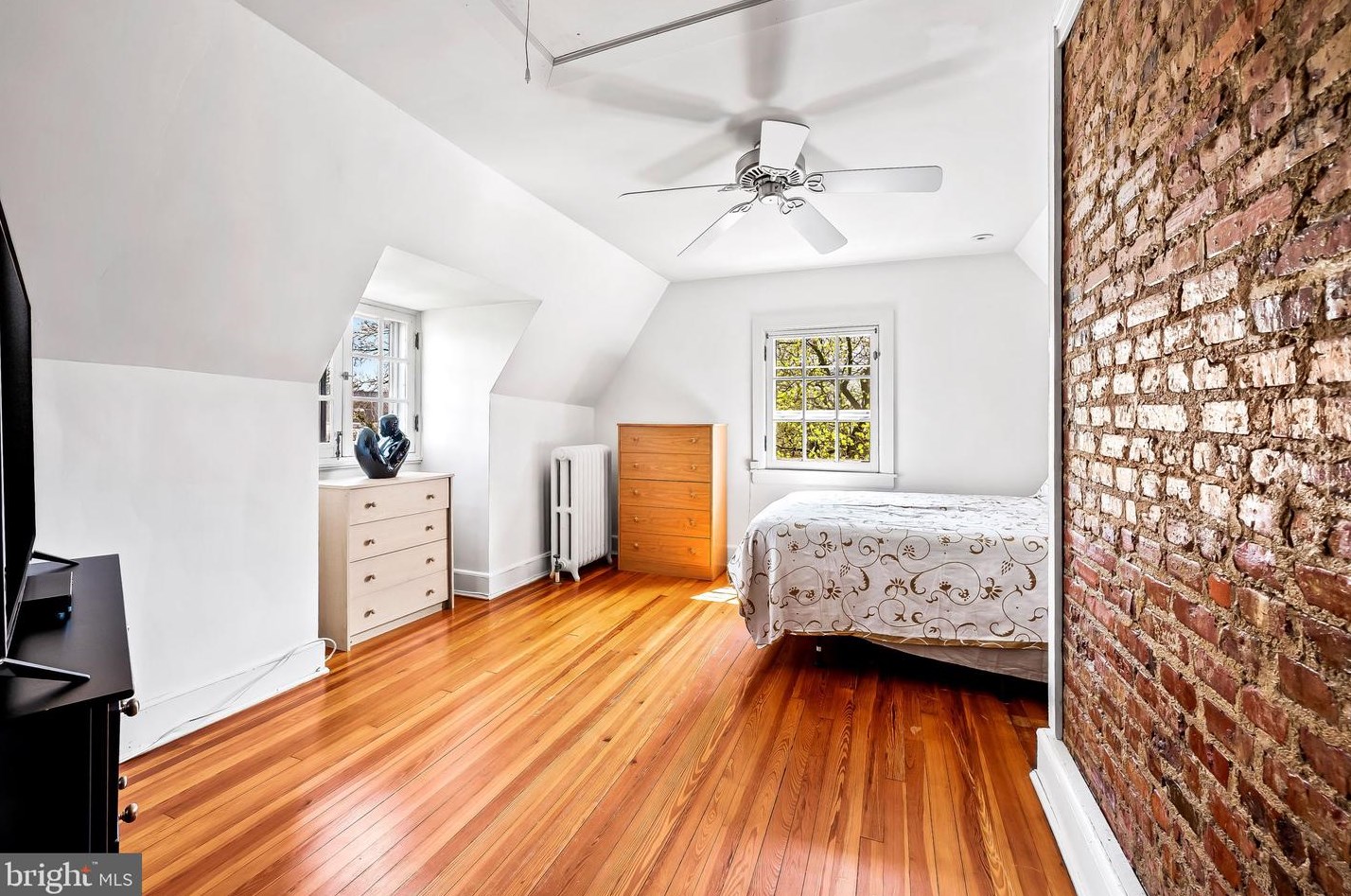 3819 Juniper Rd, Baltimore MD 21218-1828 exterior