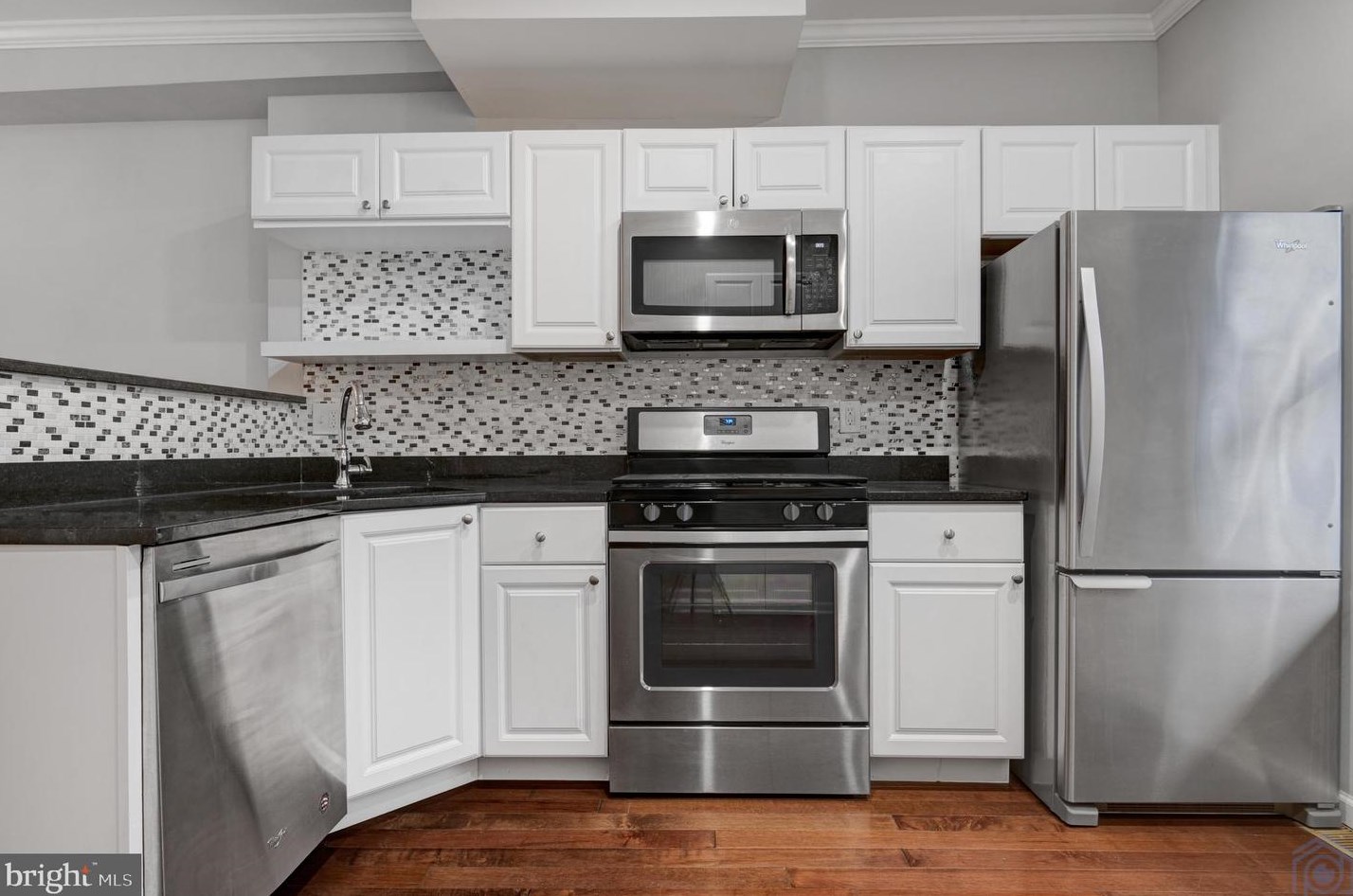 337 Macon St, Baltimore, MD 21224-2628