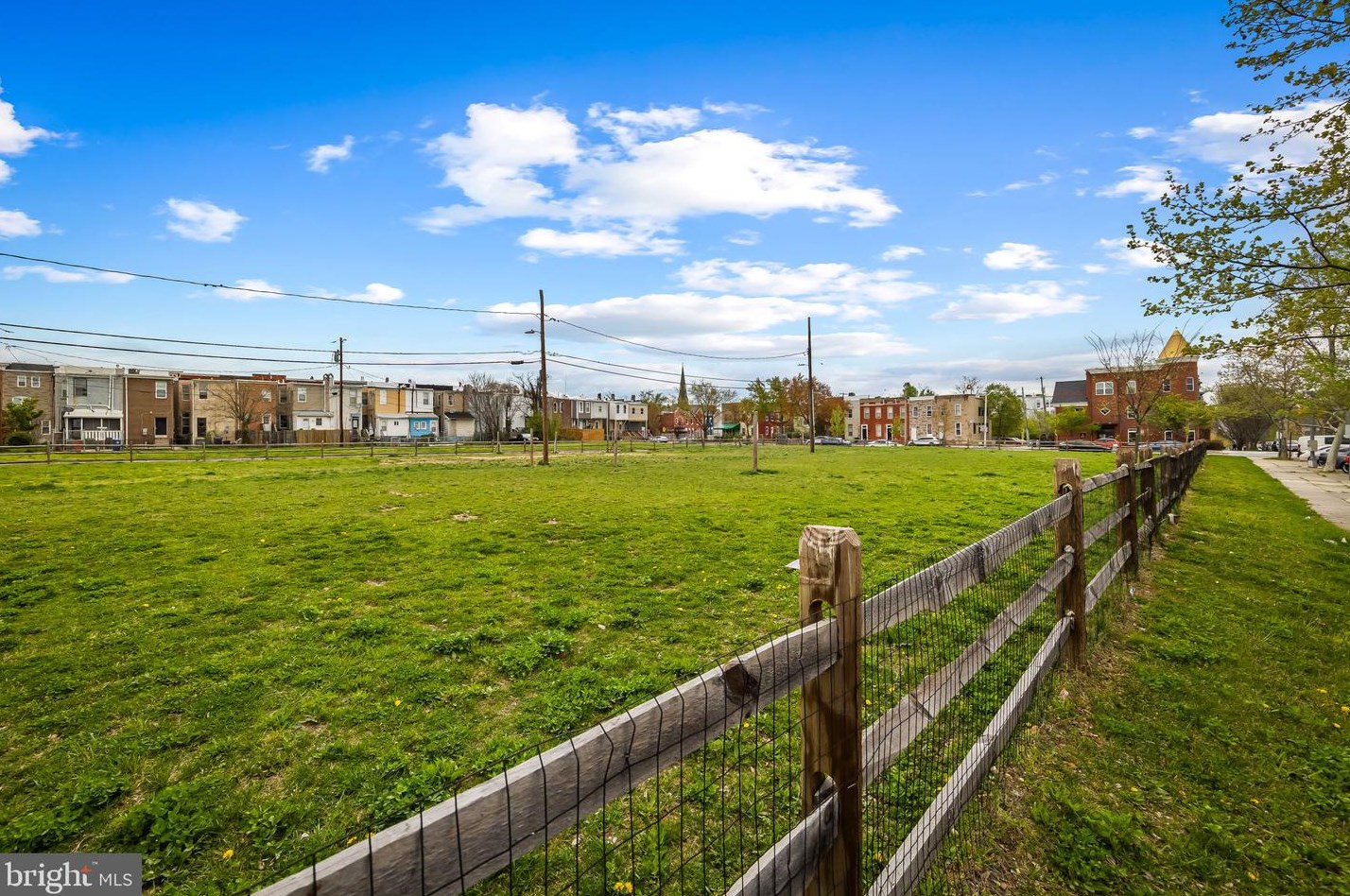 1927 Guilford Ave, Baltimore MD  21218-6139 exterior