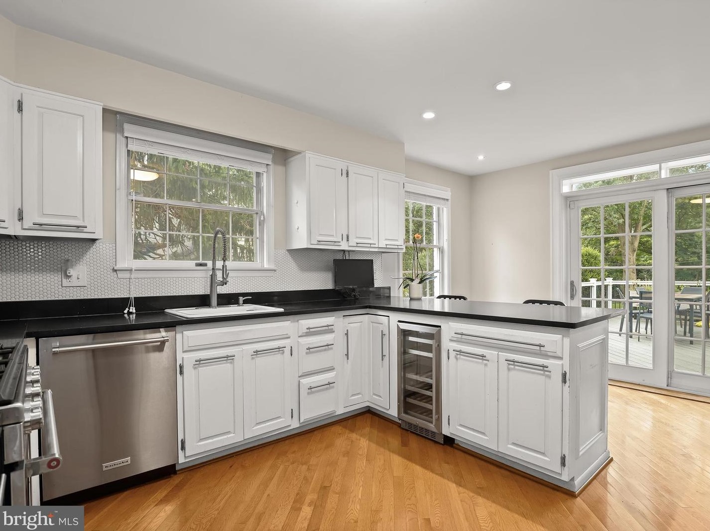 117 Lk Ave, Baltimore MD 21212-2431 exterior