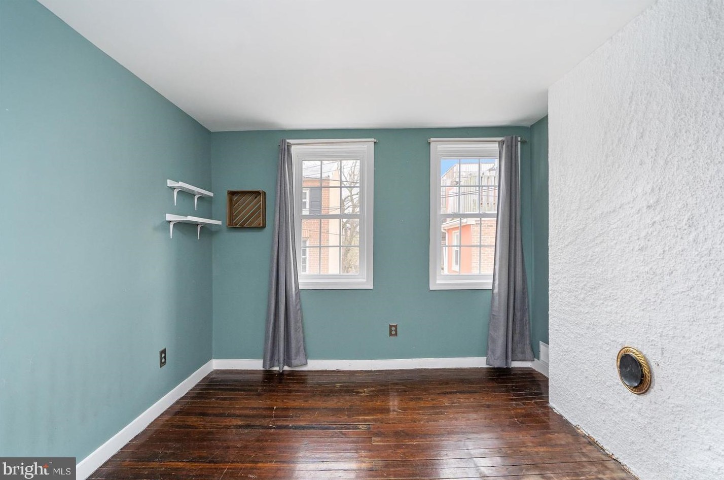 902 Harden Ct, Baltimore MD 21230-4014 exterior