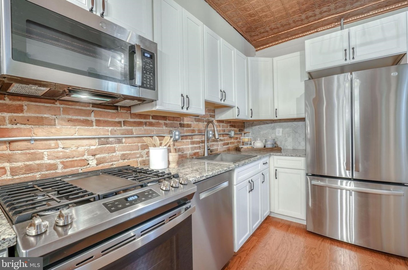 1288 Riverside Ave, Baltimore MD  21230-6317 exterior