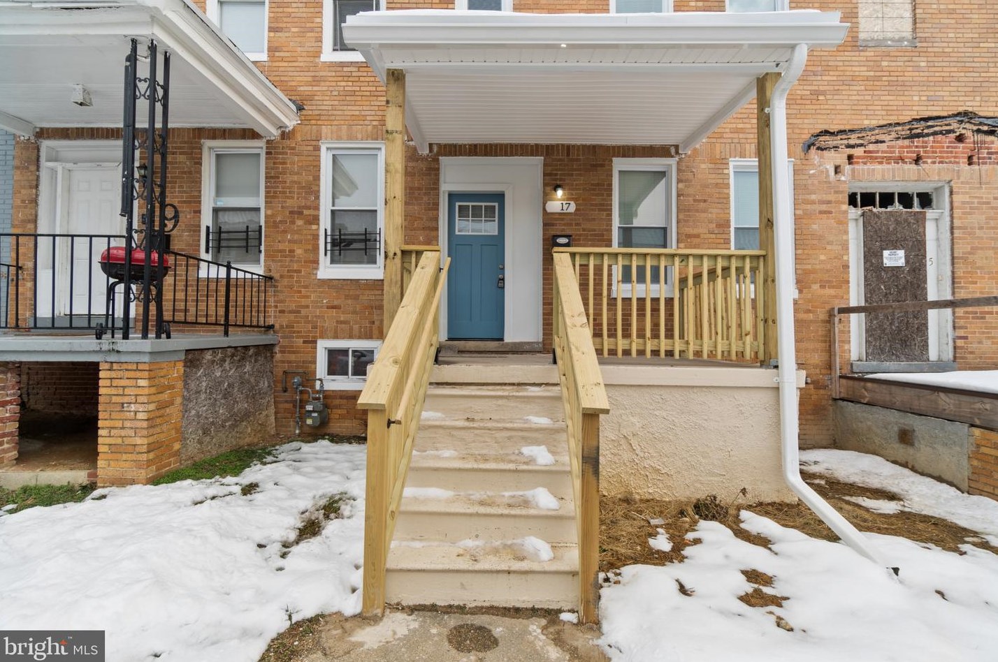 17 Abington Ave, Baltimore, MD 21229-3703