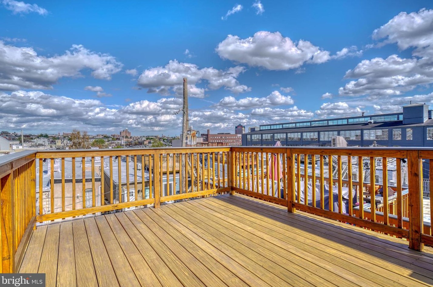 805 Milton Ave, Baltimore MD  21205-1613 exterior