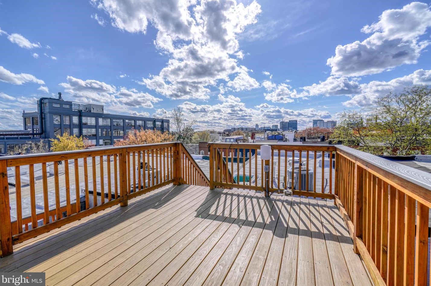 805 Milton Ave, Baltimore MD  21205-1613 exterior