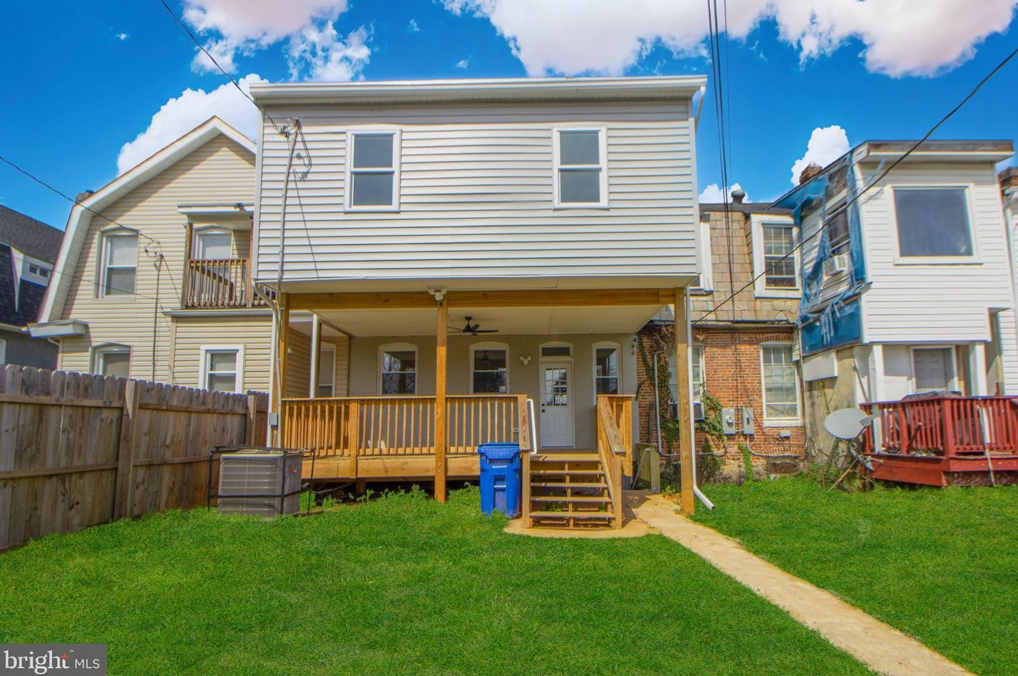 3613 Liberty Heights Ave, Baltimore MD 21215-7805 exterior