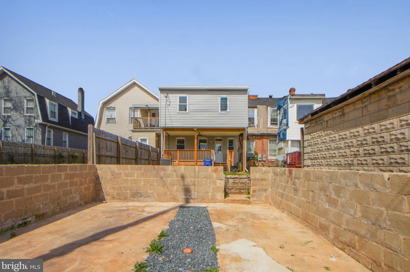 3613 Liberty Heights Ave, Baltimore MD 21215-7805 exterior